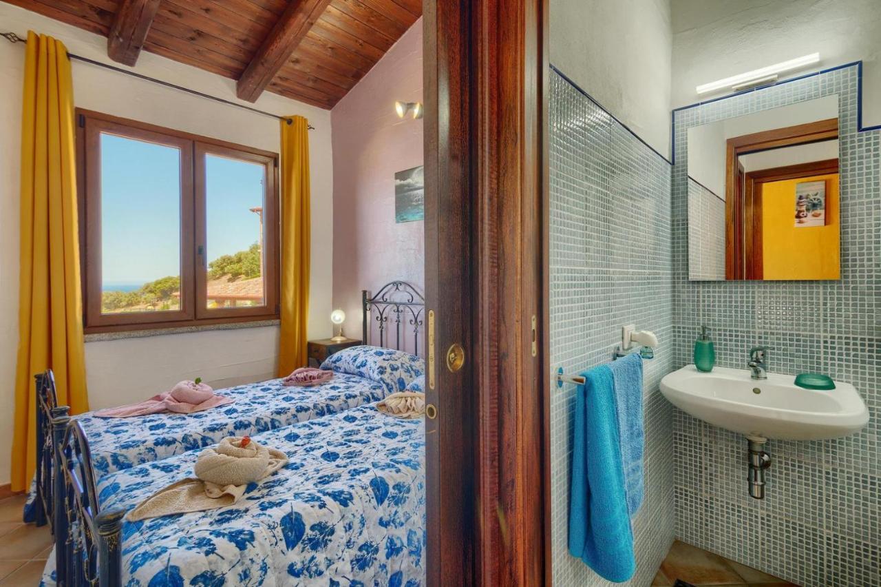 L'Estasi Tanca Piras A Bordo Piscina Con Vista Mare Villa Nebida Bagian luar foto
