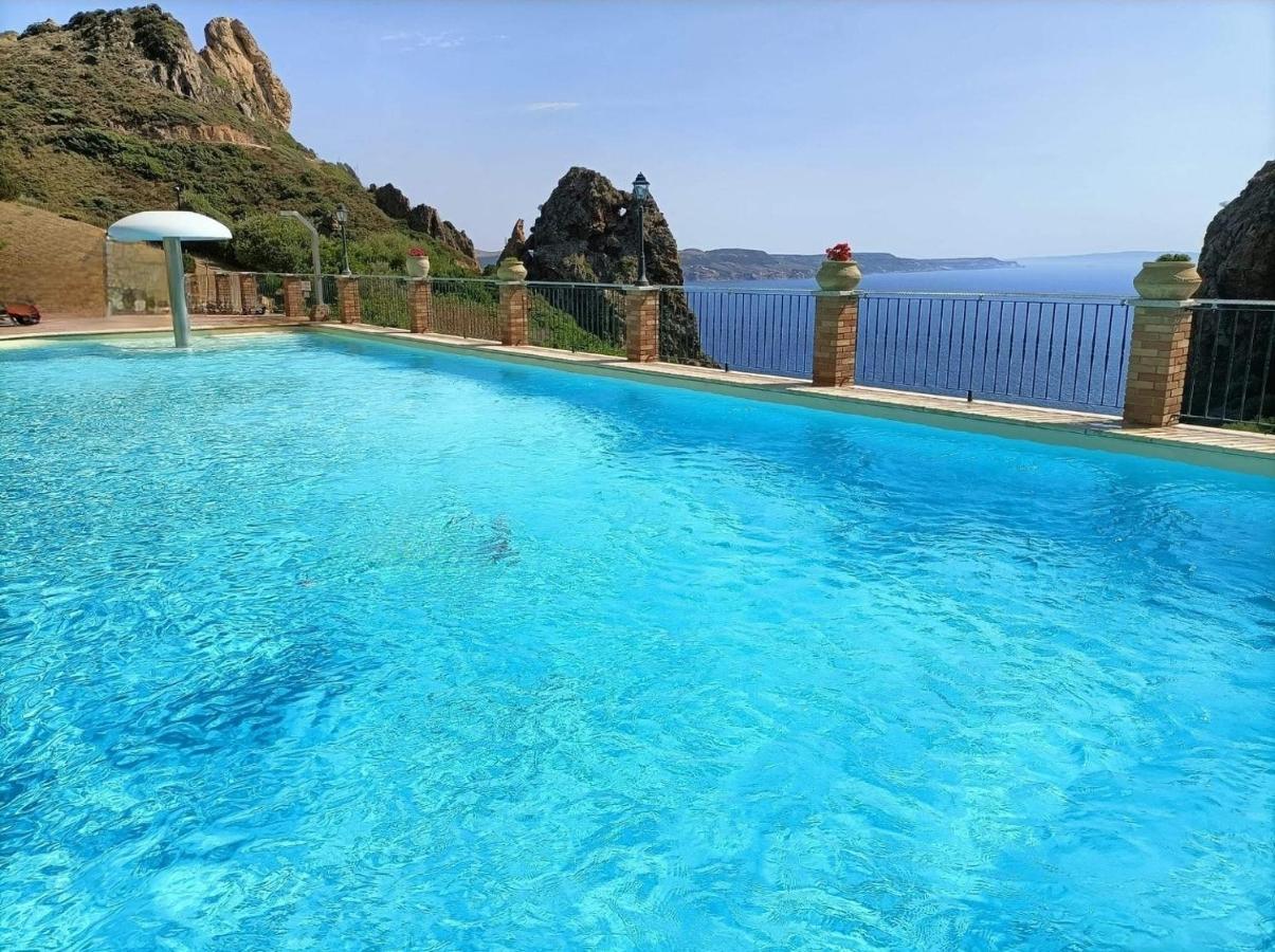 L'Estasi Tanca Piras A Bordo Piscina Con Vista Mare Villa Nebida Bagian luar foto