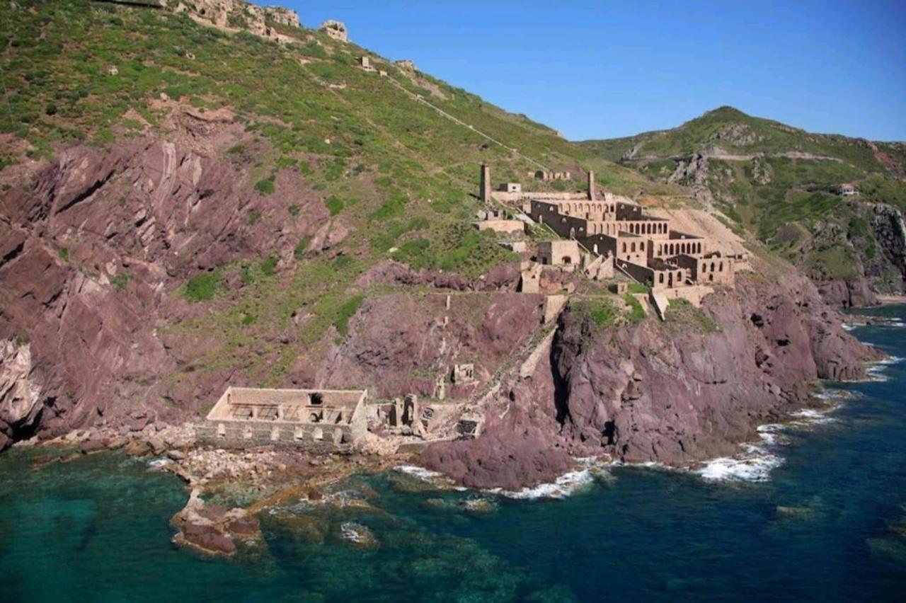 L'Estasi Tanca Piras A Bordo Piscina Con Vista Mare Villa Nebida Bagian luar foto